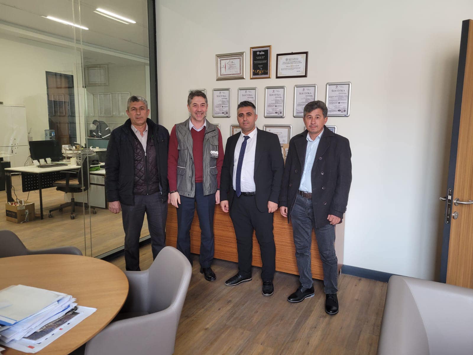 YENİKENT BELEDİYE BAŞKANI CUMALİ ÖZTÜRK’TEN ELEKTRİK SORUNLARI İÇİN GİRİŞİM