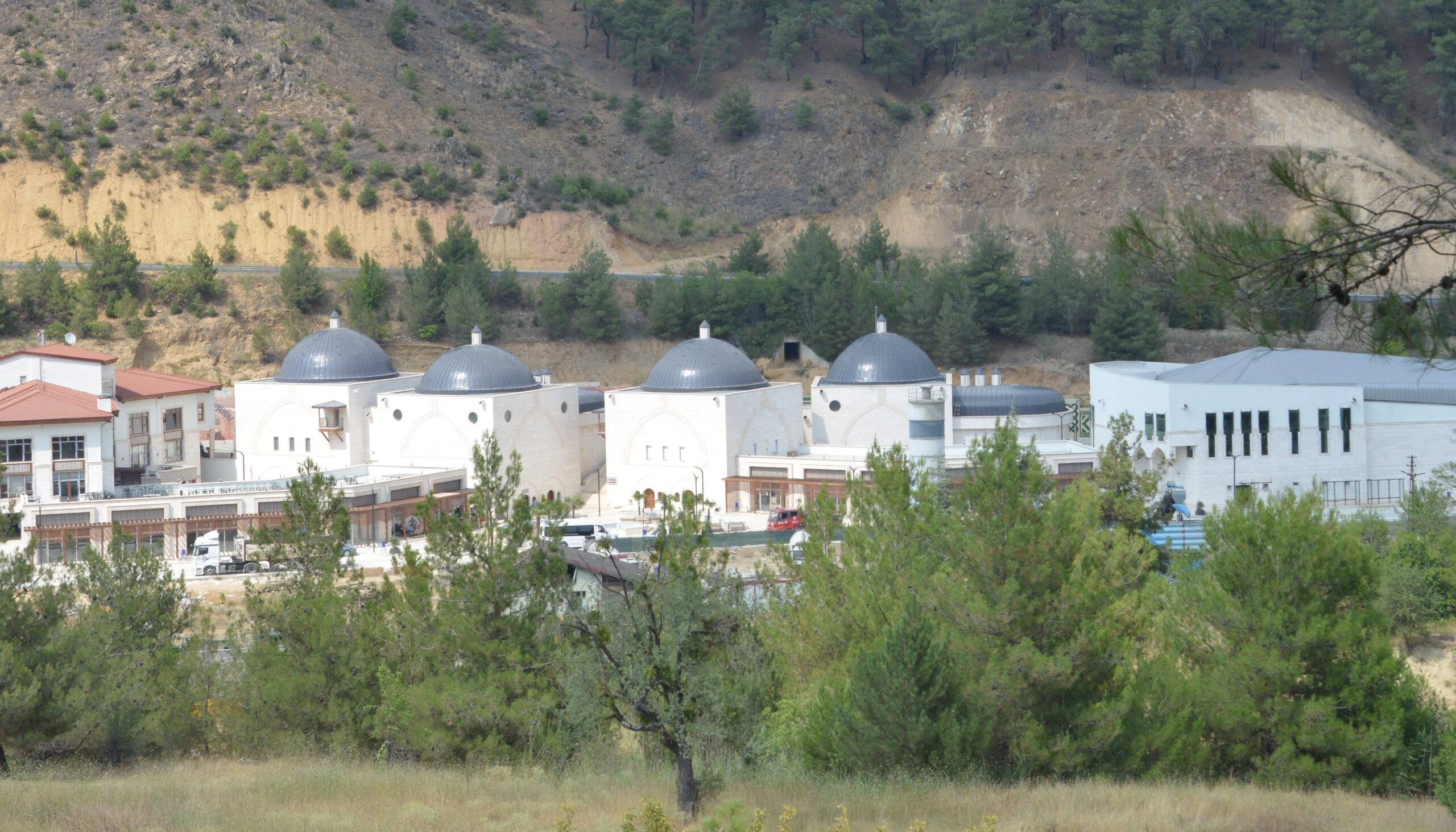 Gediz Belediyesi’nden Ücretsiz Ilıca Termal Servis Hizmeti