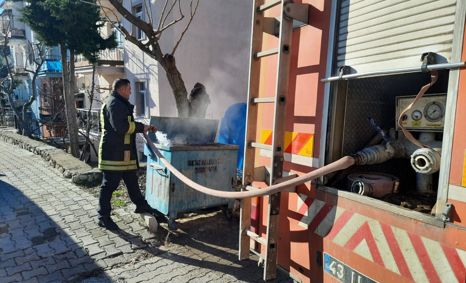 GEDİZ BELEDİYE BAŞKANI NECDET AKEL’DEN YANGIN UYARISI