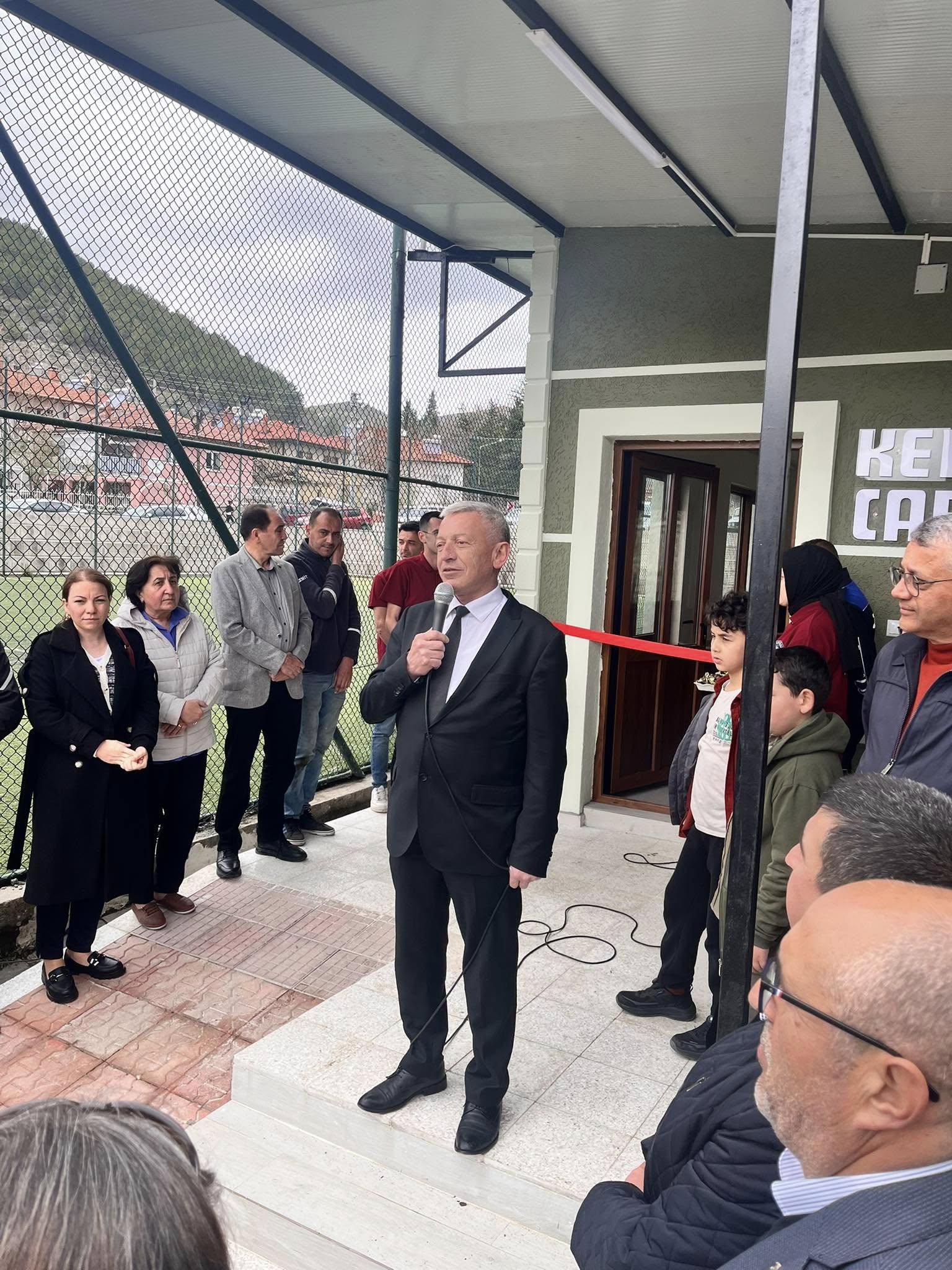 Şaphane’ye Yeni Sosyal Alan: Kent Kahvesi Coşkulu Bir Törenle Açıldı