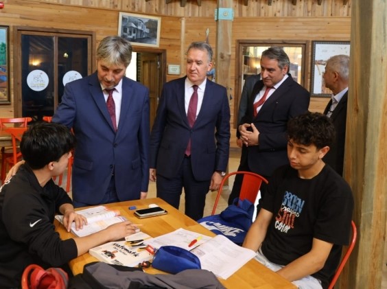 İl Milli Eğitim Müdürü Yılmaz’dan Gediz’e Ziyaret: Eğitim ve Gençlik Projeleri Masada