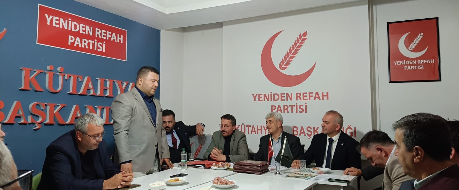 Gediz Yeniden Refah Partisi’ne Üyelik Çalışmalarından Dolayı Genel Merkezden Ödül