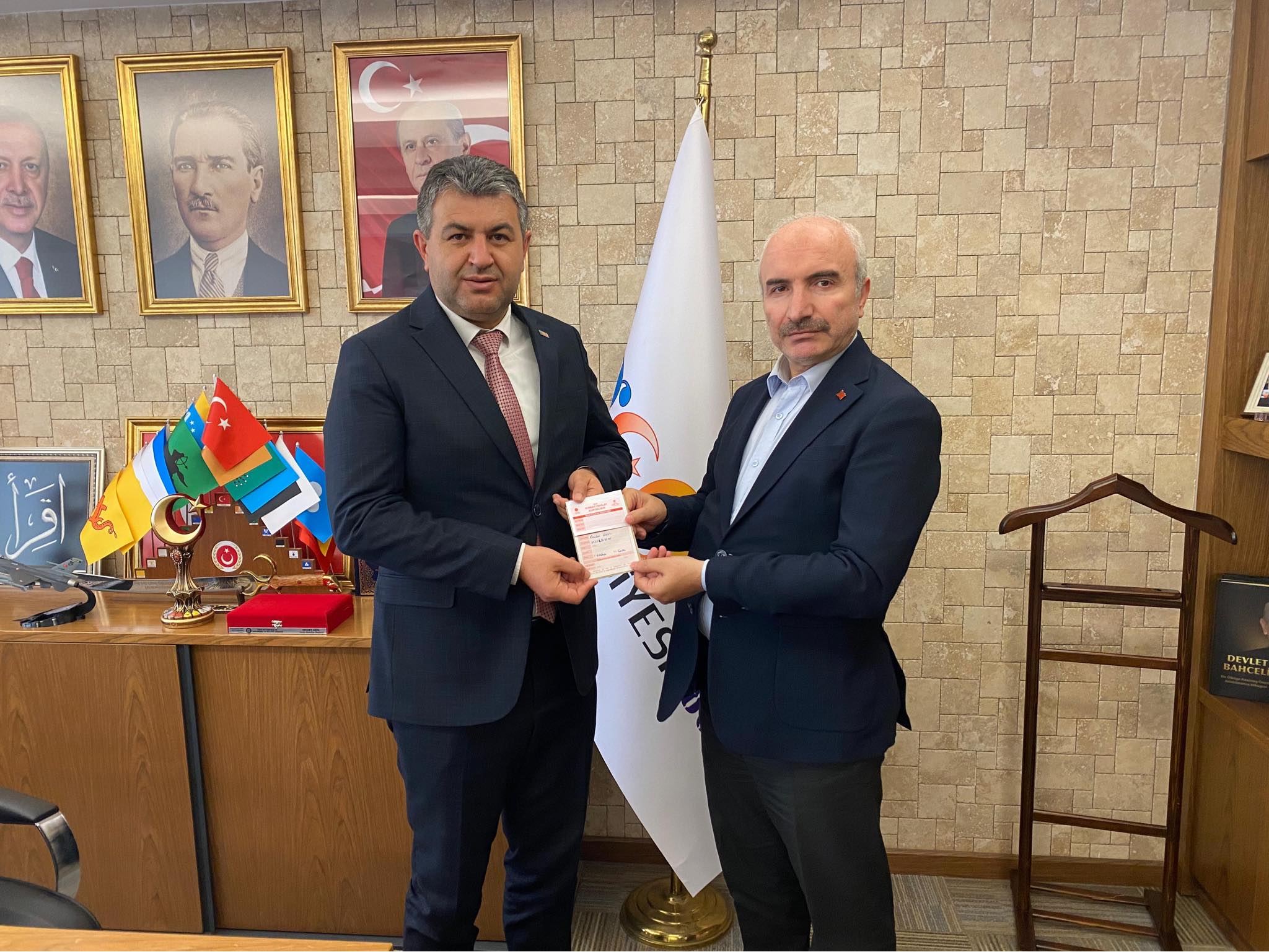 Gediz’de Kurban Bağışları Hız Kesmiyor: Başkan Akel’den Türkiye Diyanet Vakfı’na Destek