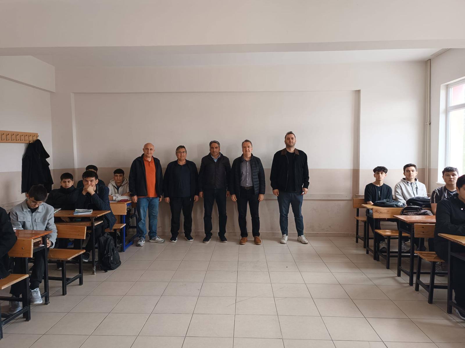 İlçe Milli Eğitim Müdürü İçel’den Mesleki ve Akademik Eğitime Yakın Takip