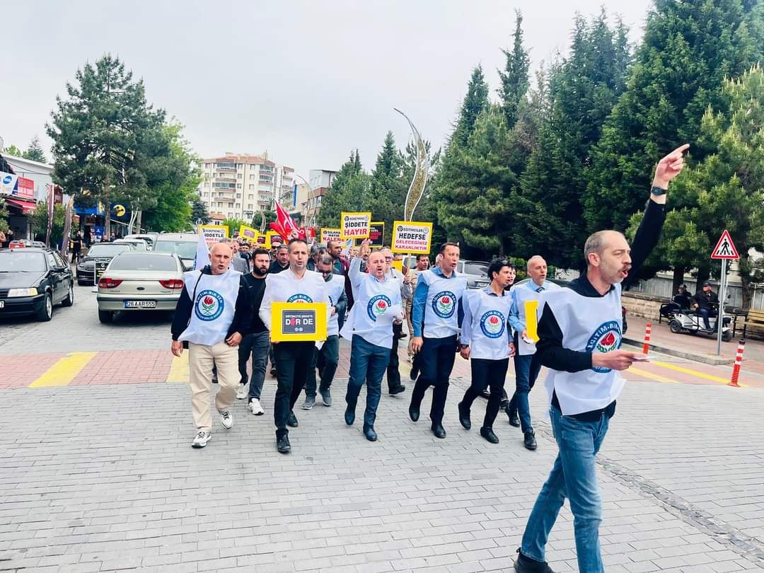 Eğitim-Bir-Sen Gediz Temsilciliği, Üye Sayısını 493’e Çıkararak Eğitimin Örgütlü Gücü Oldu