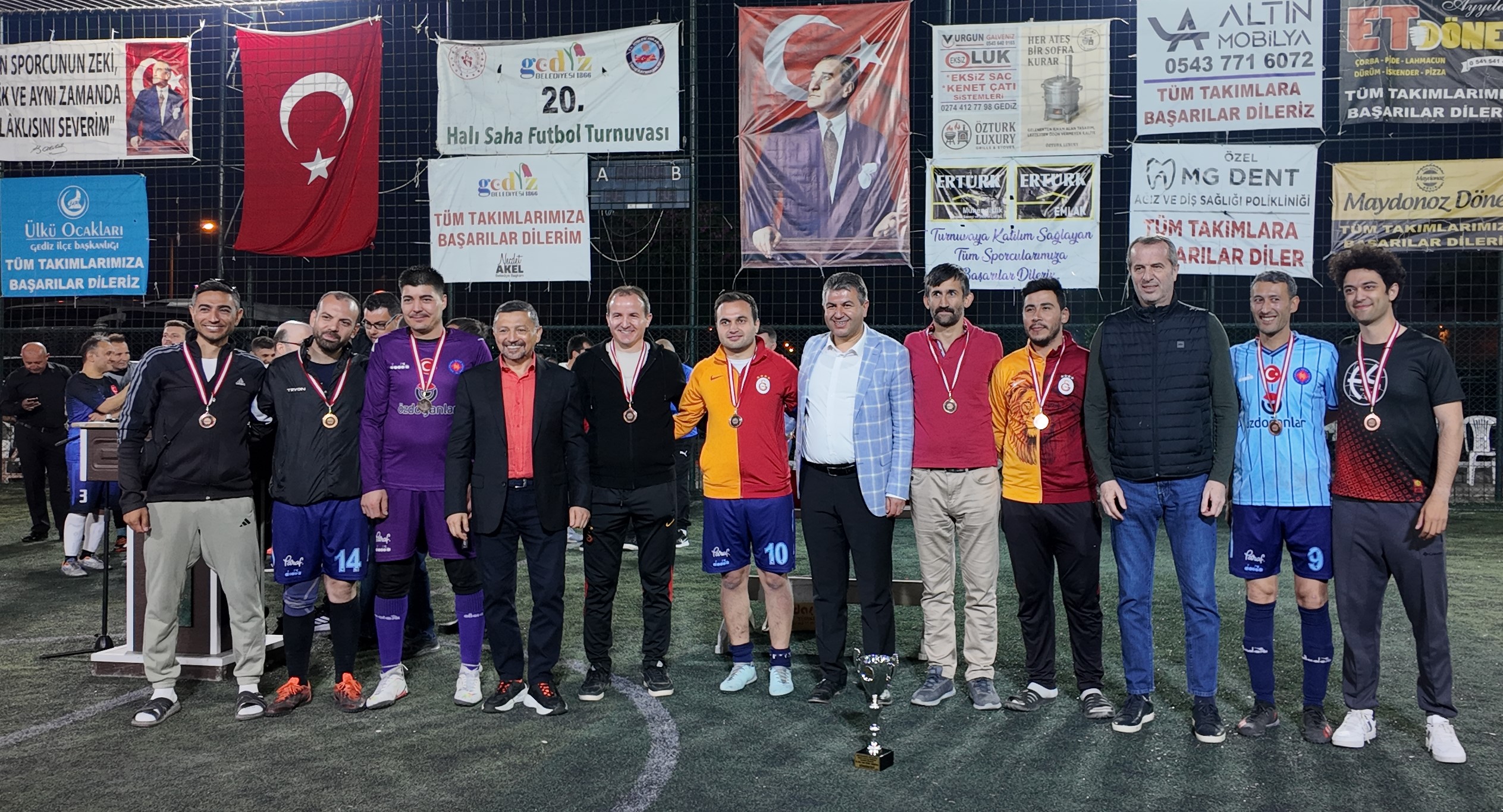 Gediz’de Halı Saha Turnuvası Heyecanı Zirveye Ulaştı