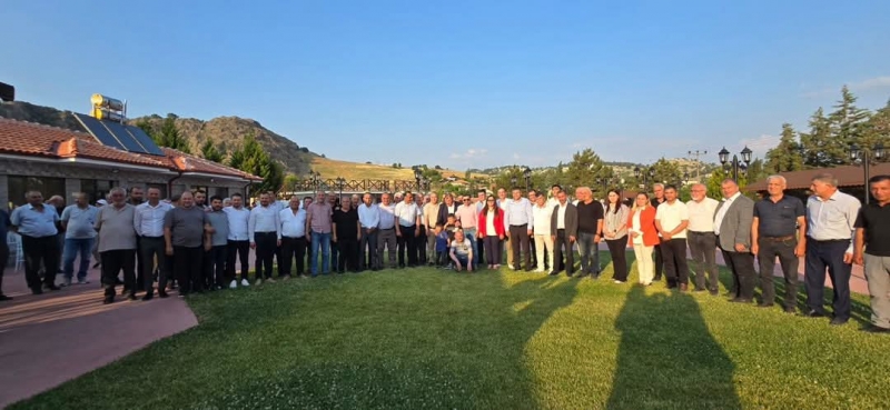 Gediz’de MHP’den Güçlü Birlik ve Beraberlik Mesajı: Eskigediz’de Geniş Katılımlı Toplantı