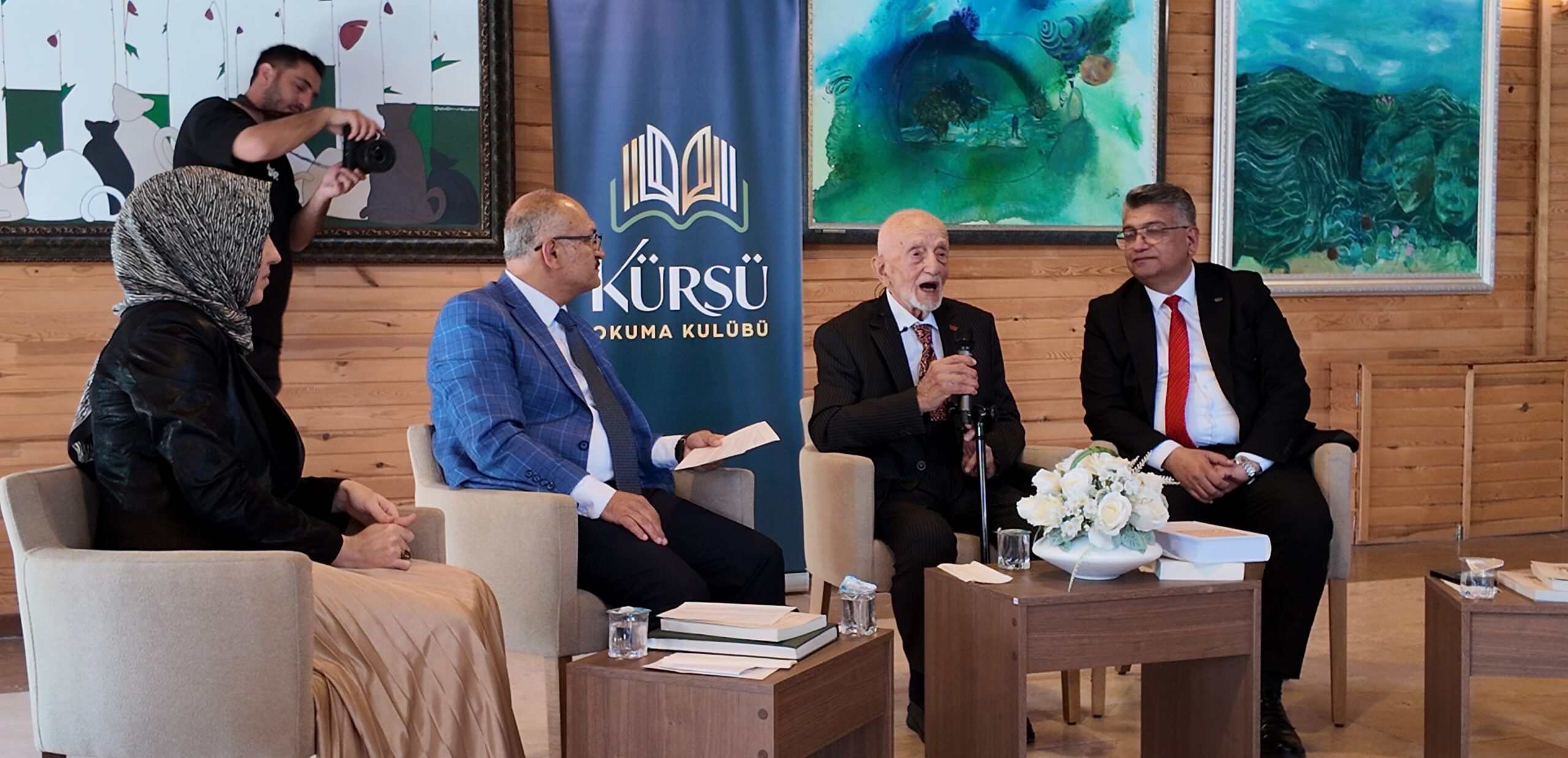 Gediz’de ‘Kürsü Okuma Kulübünden Tarih ve Kültür Dolu Söyleşi: Prof. Dr. Salih Tuğ Hayatı ve Eseriyle Gedizlilerle Buluştu