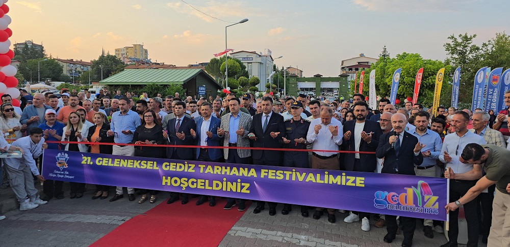 Gediz 21. Geleneksel Tarhana Festivali Coşkuyla Başladı: “Tarhana Sadece Bir Yemek Değil, Bir Yaşam Biçimi!”