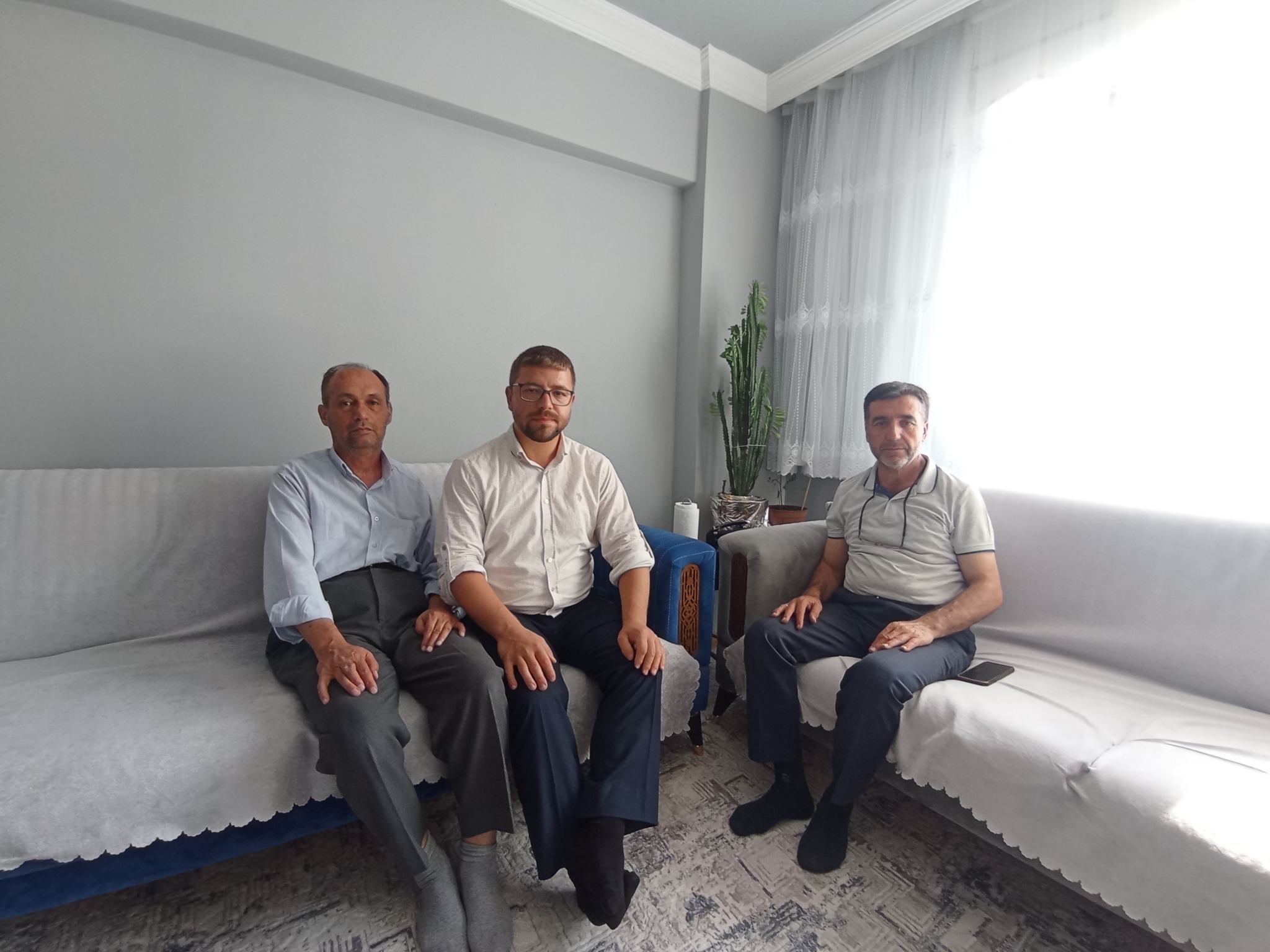 Gediz’de Şehit ve Gazi Aileleri Ziyaret Edildi