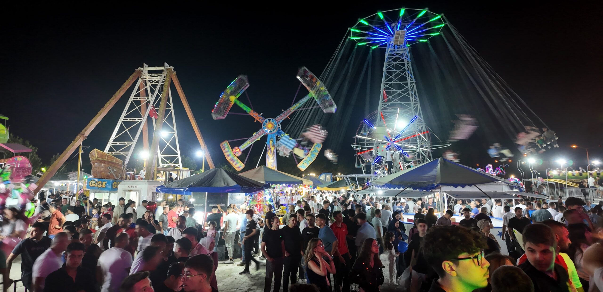 Gediz Tarhana Festivali’nde Lunapark Coşkusu;  Yoğun İlgi