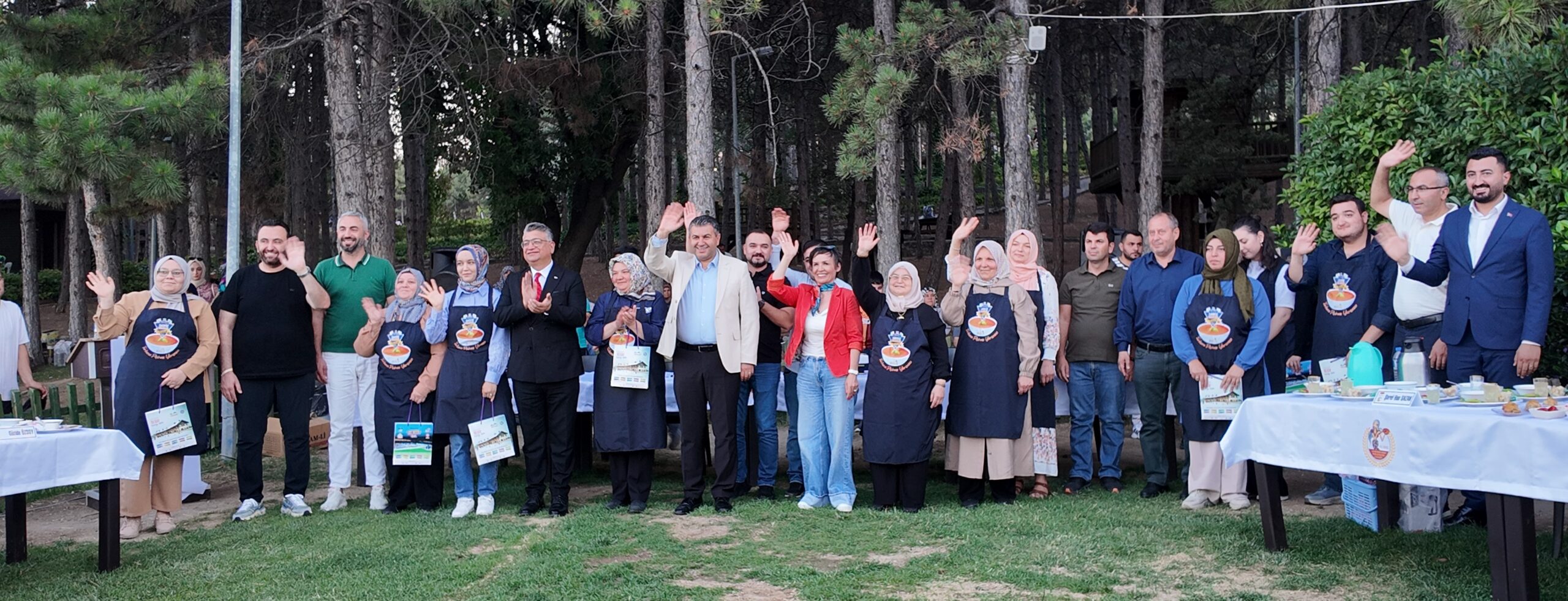 Gediz 21. Geleneksel Tarhana Festivali’nde En İyi Tarhana Yarışması Nefes Kesti!
