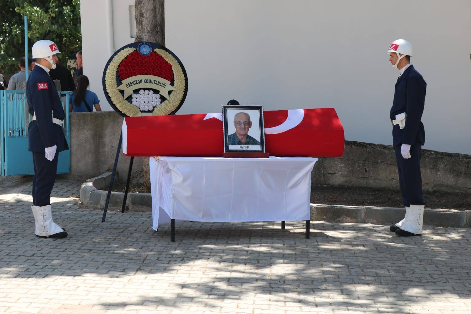 Gediz, Kıbrıs Gazisi Ömer Ceylan’ı Son Yolculuğuna Uğurladı