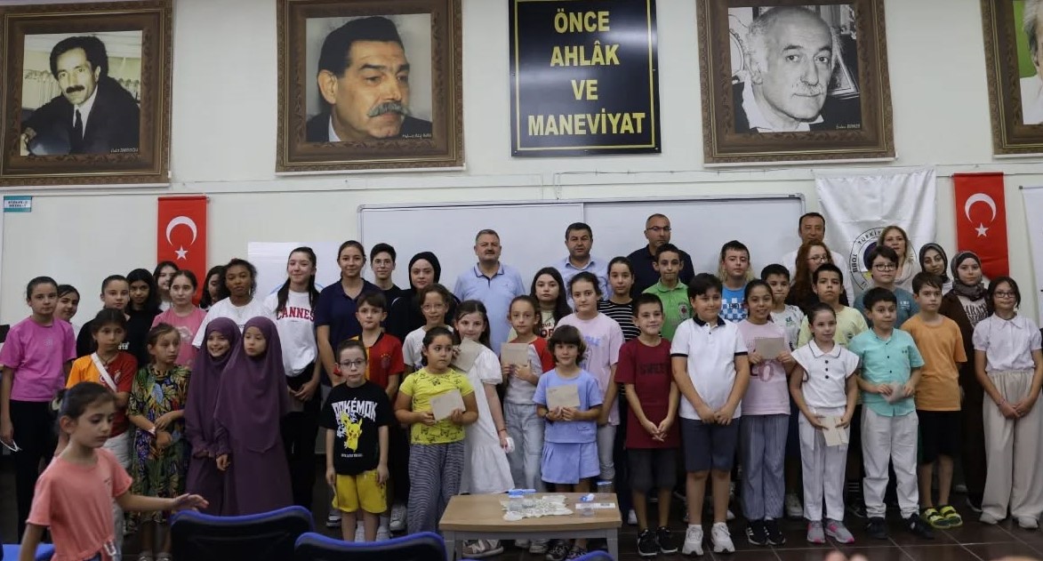 GEDİZ’DE KİTAP OKUMA ETKİNLİĞİ, ÖDÜL TÖRENİ COŞKUSU