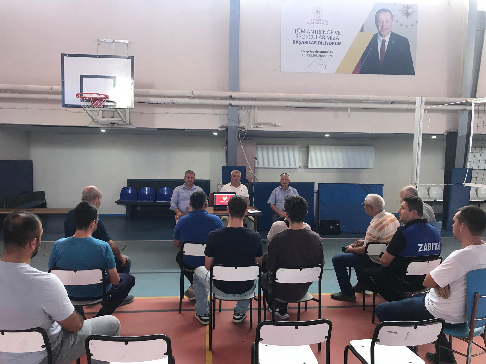 Gediz’de Amatör Futbol Sezonu Öncesi Değerlendirme Toplantısı