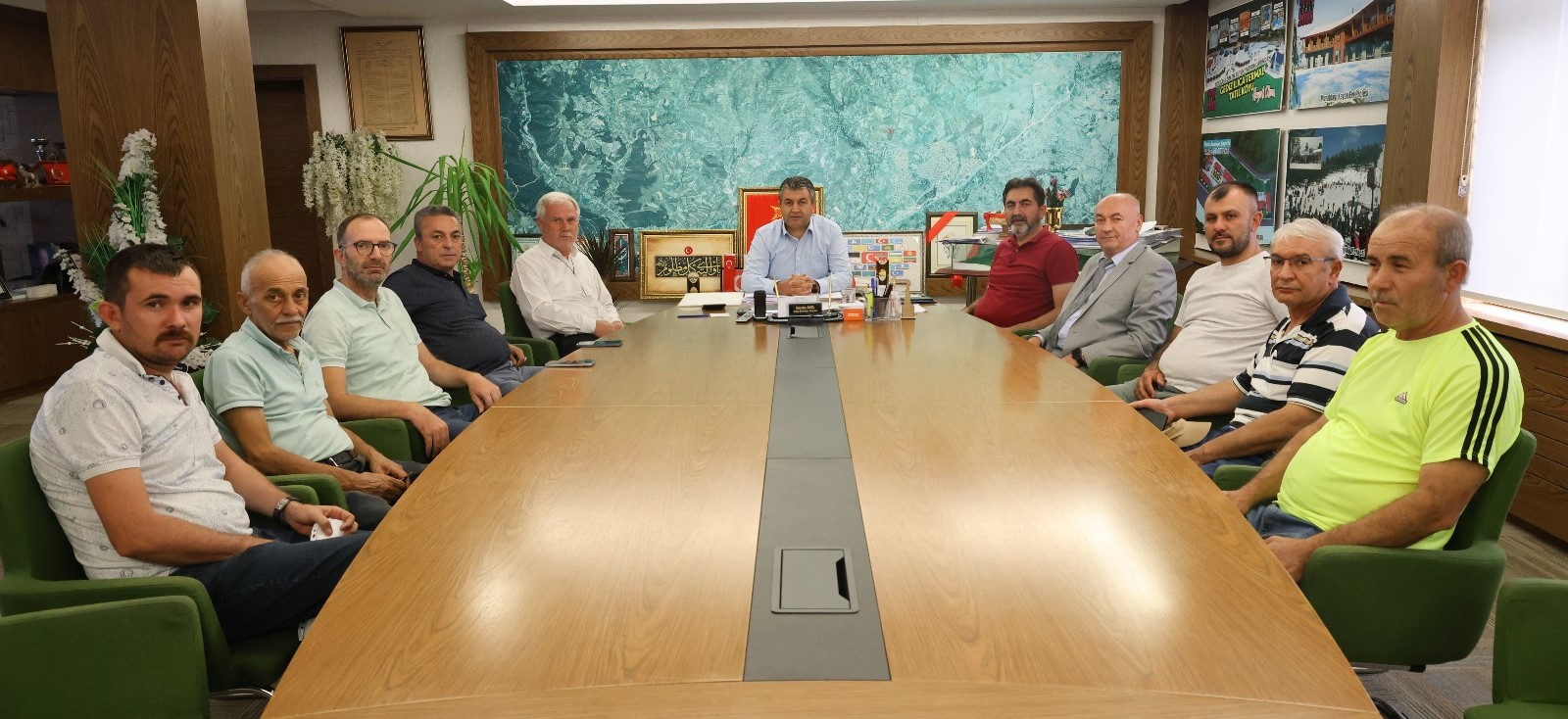 Gediz Belediye Başkanı Akel Amatör Spor Kulüpleri Başkanları ile Buluştu