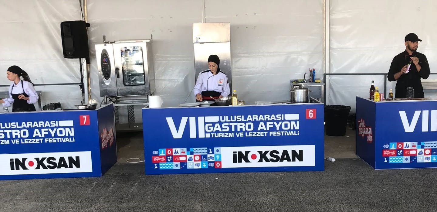 Gedizli Öğrencilerden Uluslararası Festivalde Büyük Başarı: 4 Madalya Kazandılar!