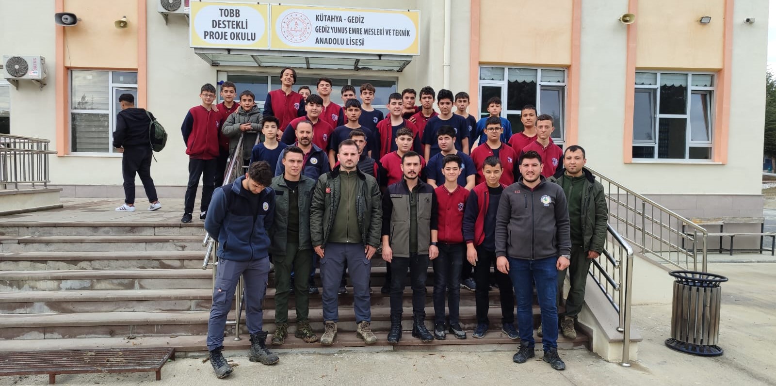 GEDİZ YUNUS EMRE MTAL’DEN “YEŞİL VATAN” ETKİNLİĞİ