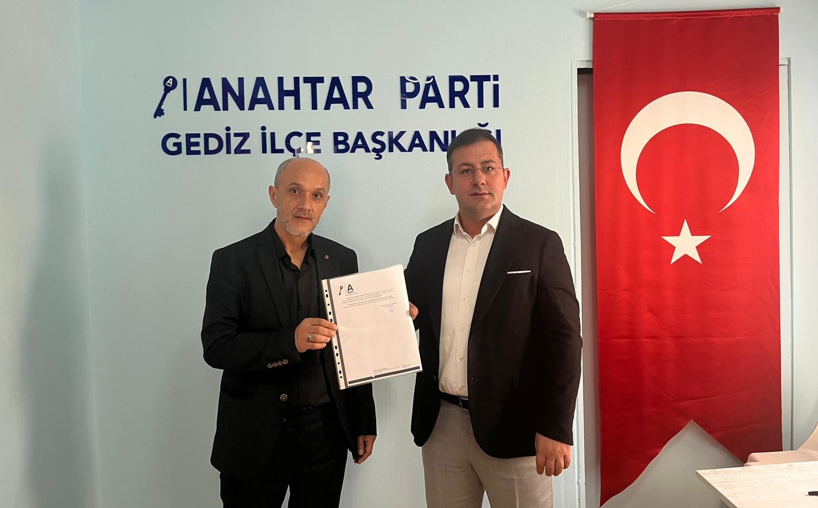 Anahtar Parti Gediz’de Teşkilatlanmayı Tamamladı: Eskigediz Belde Başkanlığına Hasan Akpınar Atandı