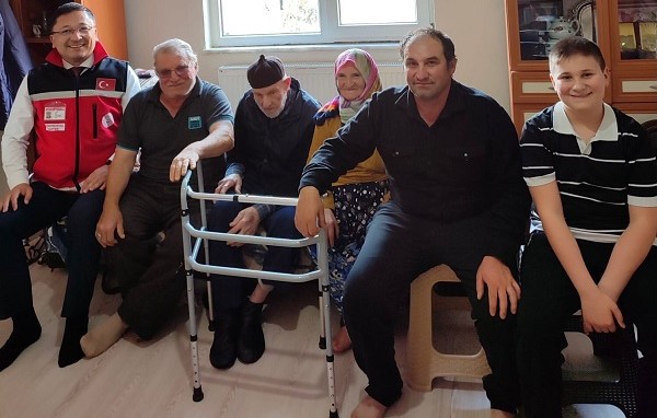 Gediz’de ‘4 Kuşak Bir Arada’ Dayanışma Ziyareti