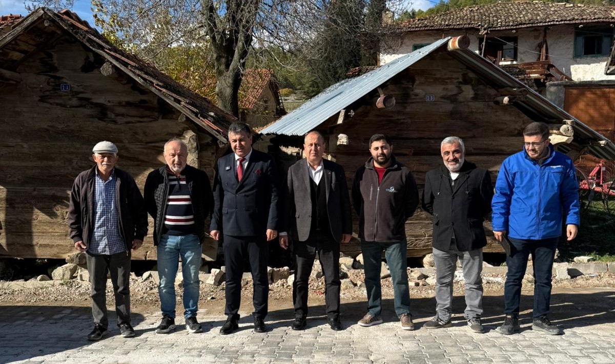 Gediz’de Hacıbaba Mahallesi’nde Doğalgaz Sevinci, İlk Vanalar Açıldı