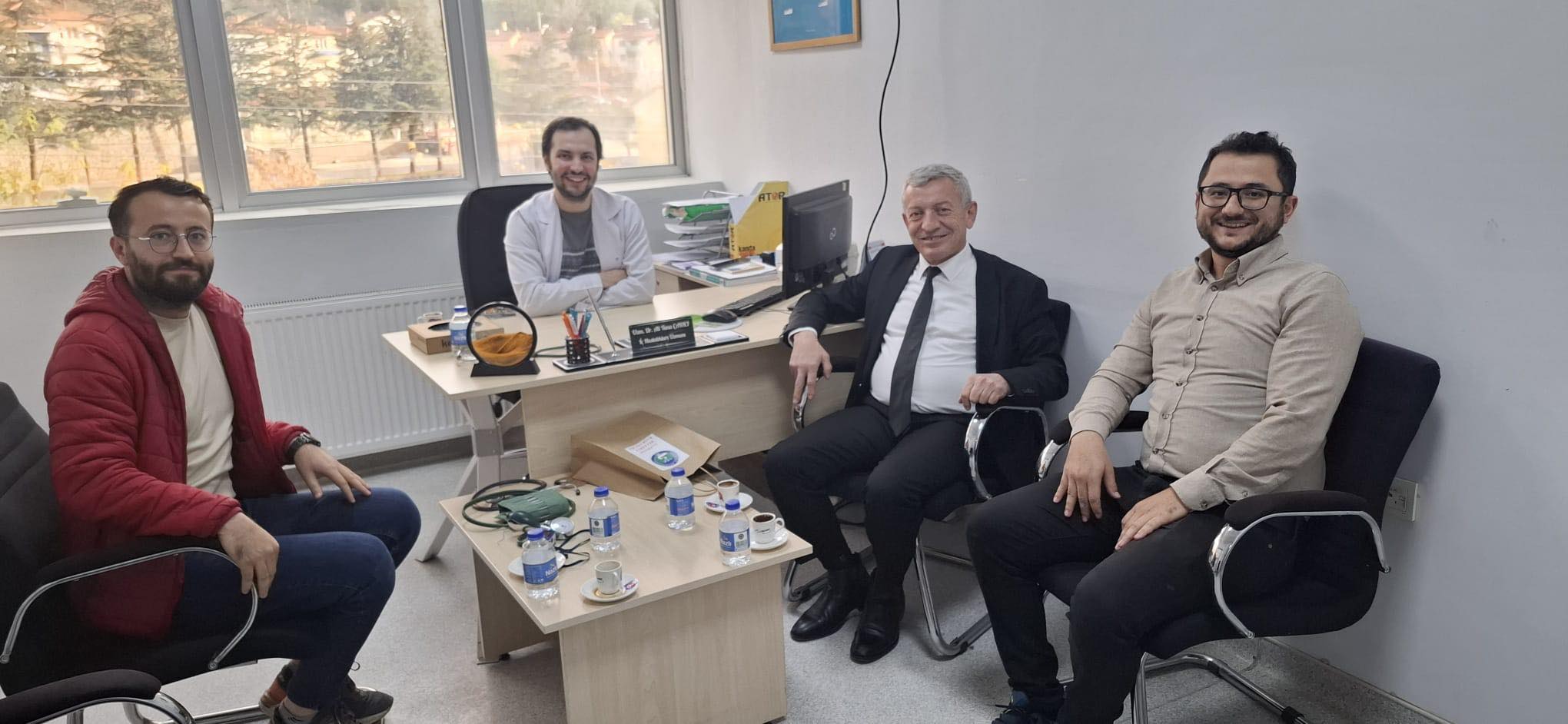 Şaphane Devlet Hastanesi’ne İlk Dahiliye Uzmanı Atandı: Vatandaşlar Memnun