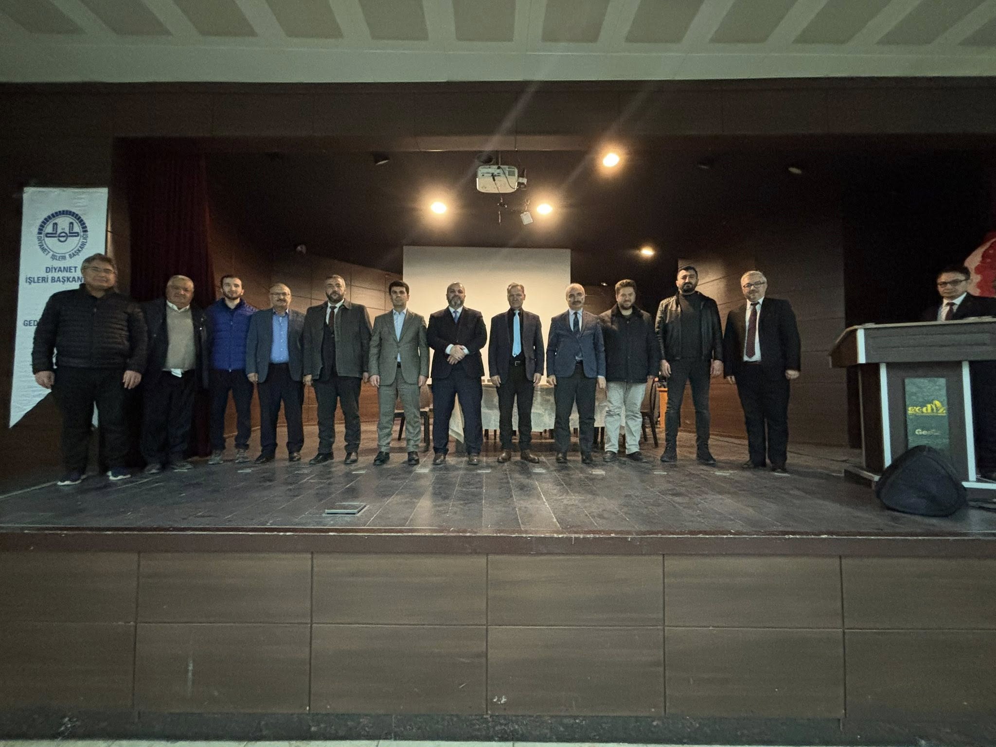 Gediz’de Manevi Buluşma: Üç Aylara Girerken “Vakit Muhasebesi” Konferansı