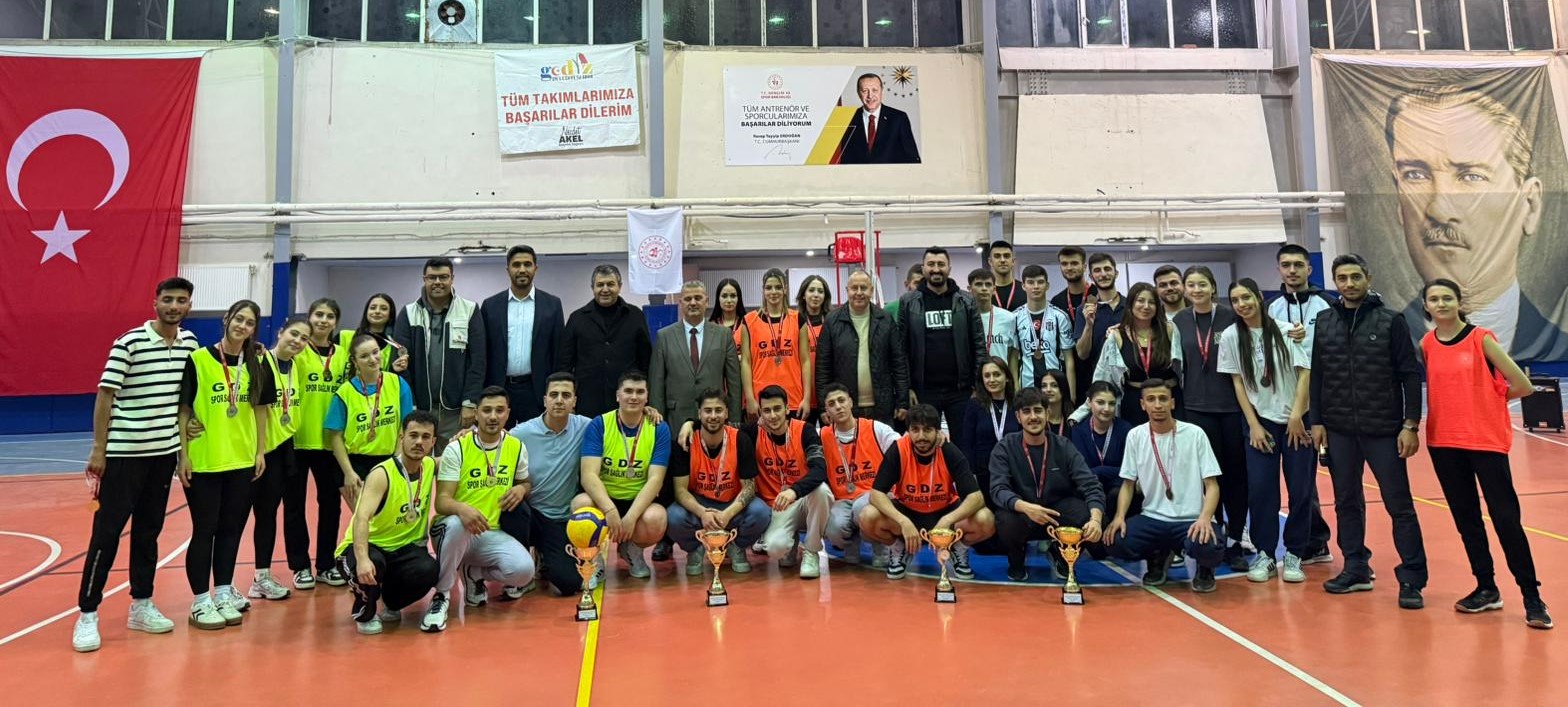 GEDİZ’DE ÜNİVERSİTELER ARASI VOLEYBOL TURNUVASI SONA ERDİ: ŞAMPİYON İŞ SAĞLIĞI VE GÜVENLİĞİ