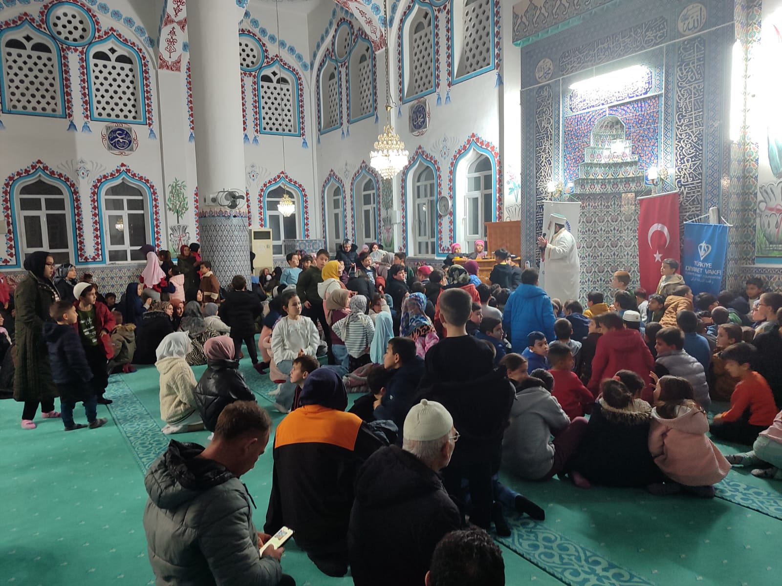 Gediz Müftülüğünden “Cami Çocuk Buluşması”: Çocuklar Manevi Değerlerle Bütünleşiyor