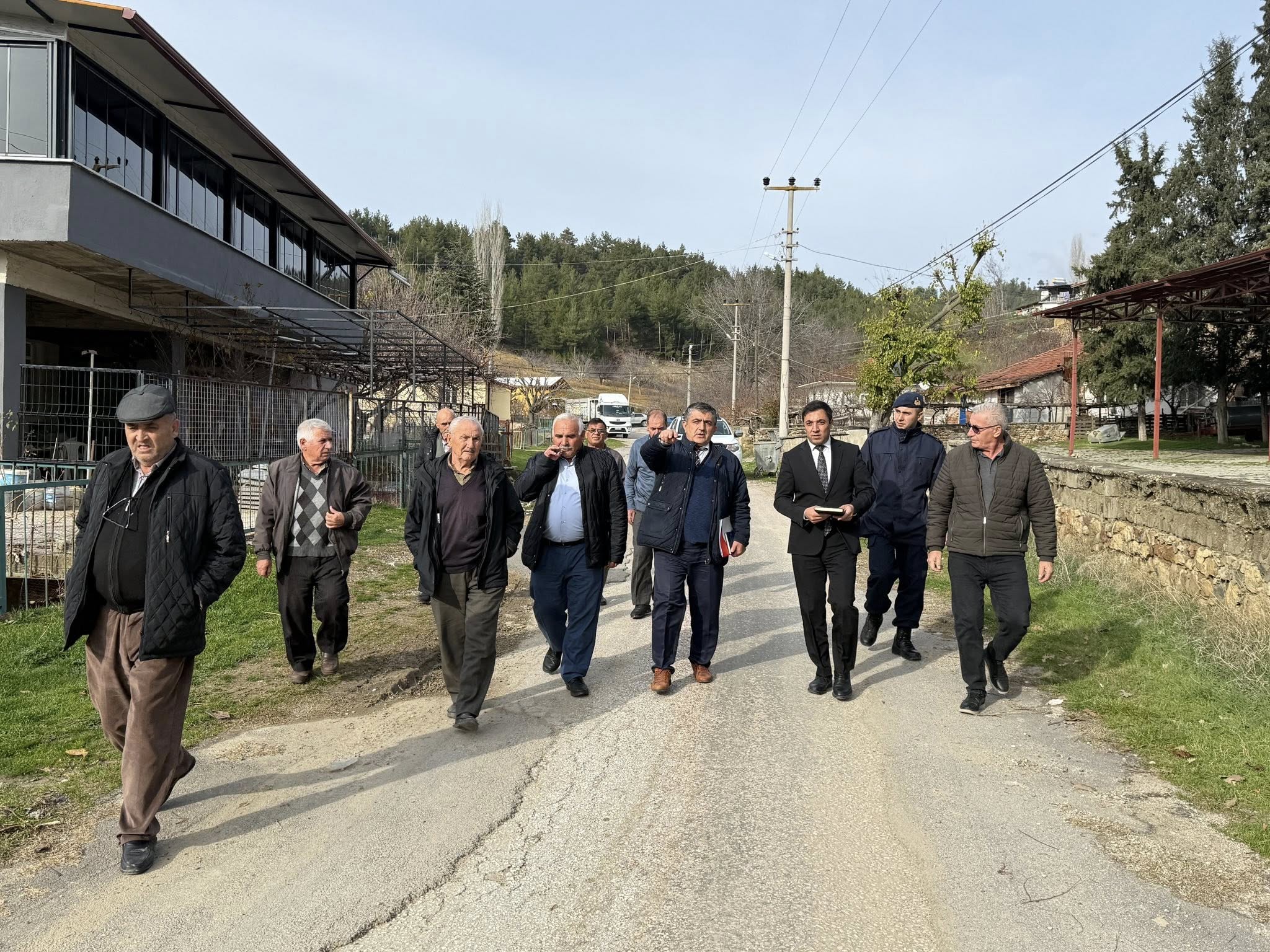 ŞAPHANE KAYMAKAMI BOZTAŞ’TAN KAPSAMLI KÖY ZİYARETLERİ: VATANDAŞLARIN GÖNLÜNDE TAHT KURDU
