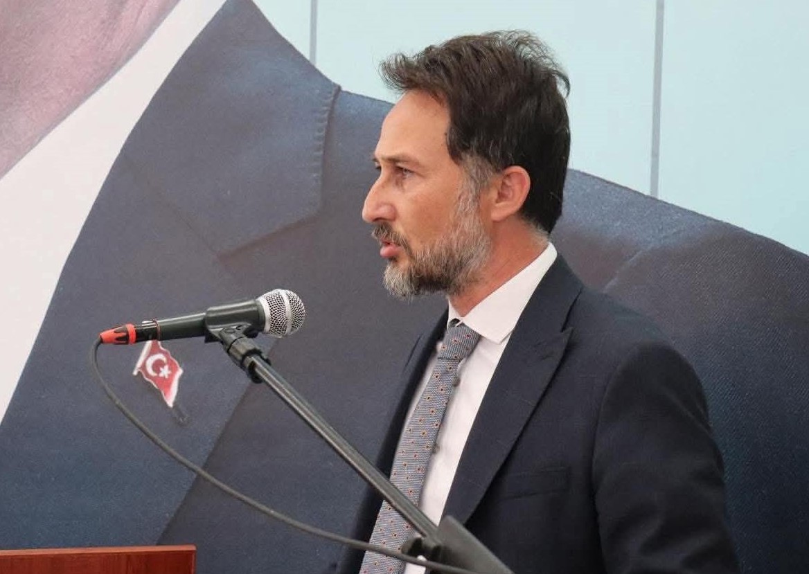 AK Parti Gediz İlçe Başkanı Osman Yılmaz İstifa Etti
