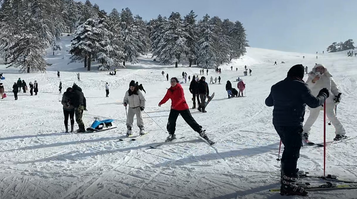Gediz’de Sömestir Müjdesi: Murat Dağı’na Ulaşım Çocuklar İçin Ücretsiz!