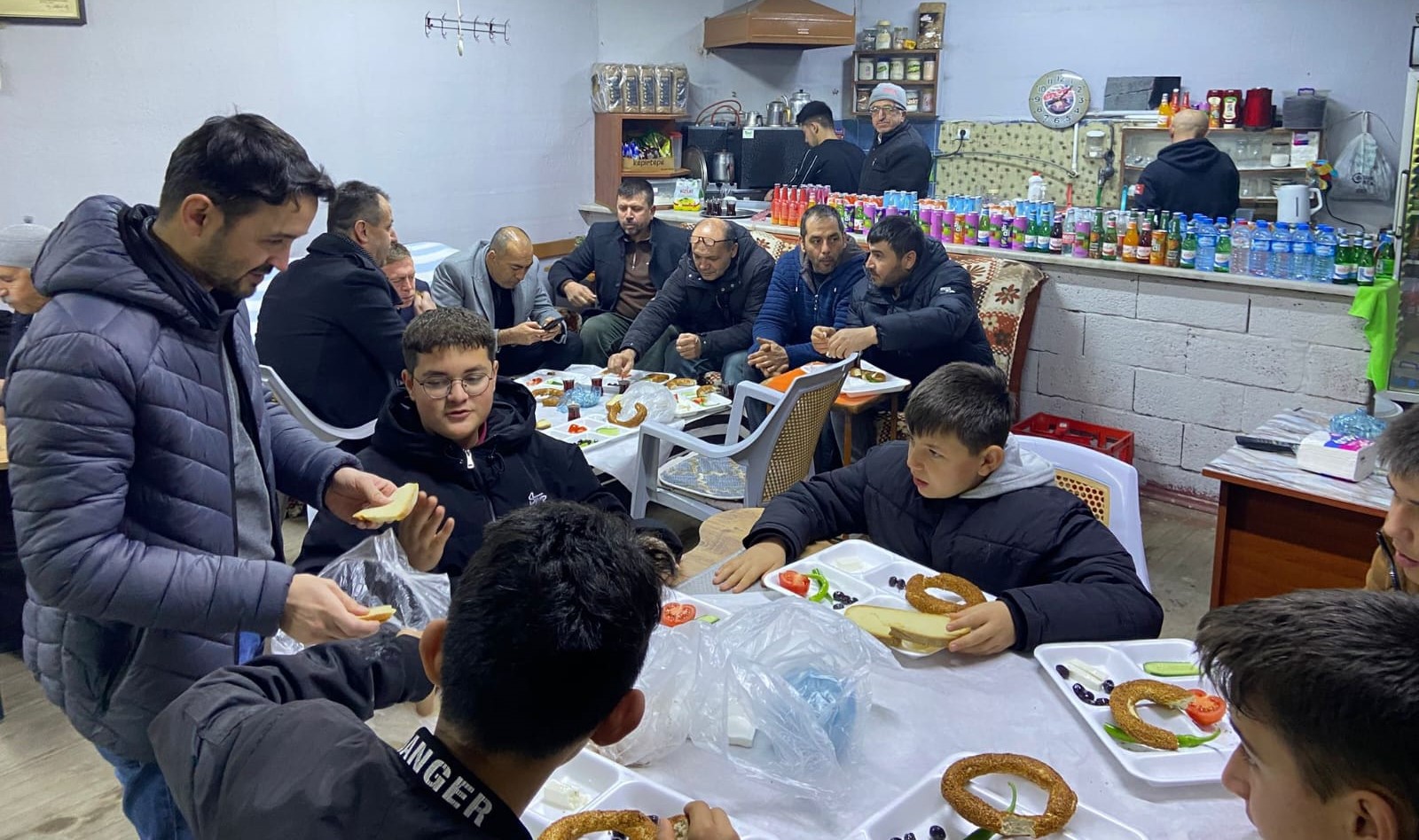 Altınkentli Öğrenciler “Gençlik Huzurda Buluşuyor” Etkinliğinde Saf Tutup Gönül Sofrasında Buluştu