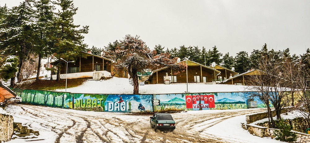Murat Dağı’nda Mevsim Dönümü: Beyaz Örtüden Baharın Renklerine Yolculuk