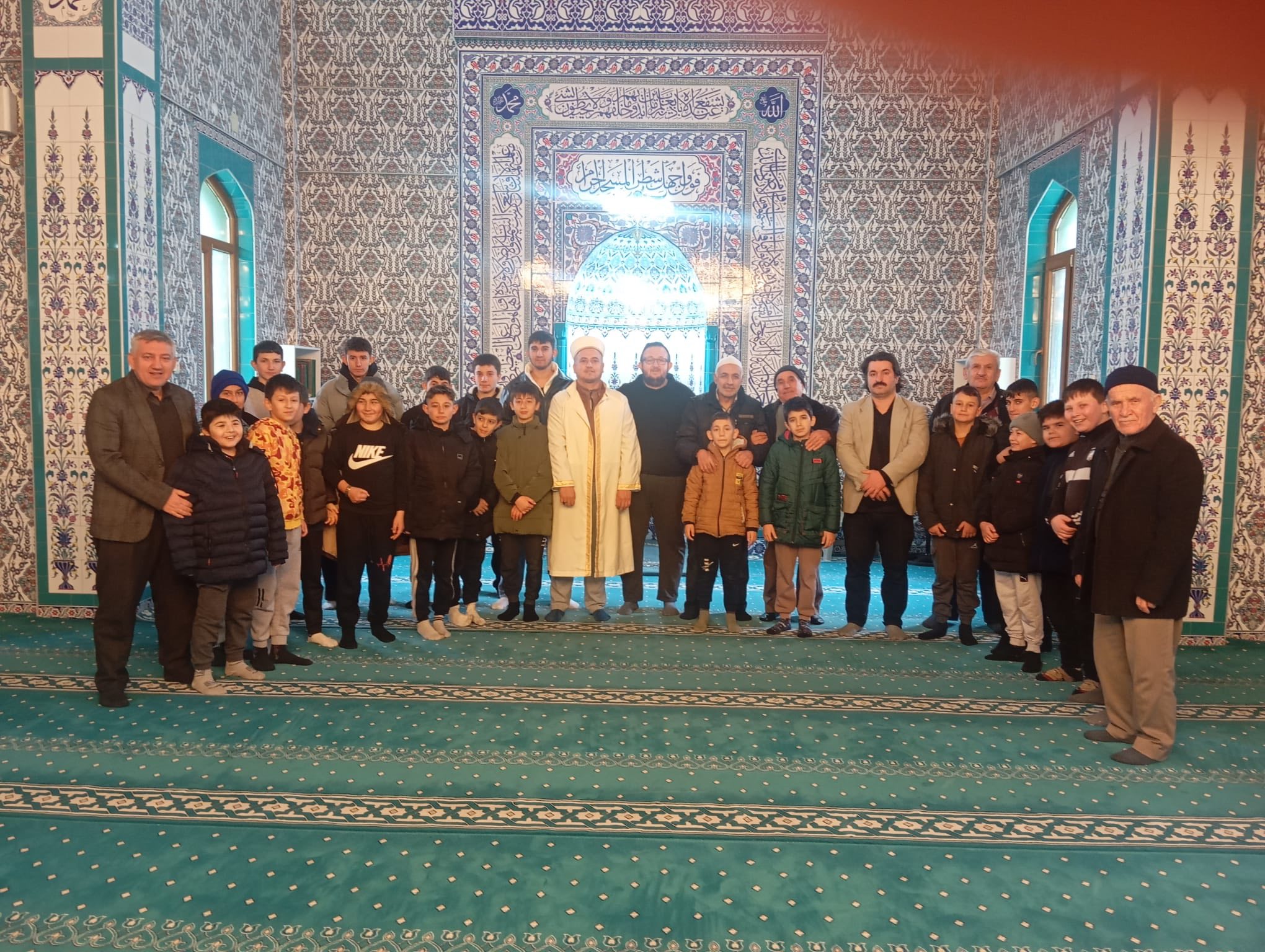 Gediz’de “Gençliğe Değer” Kampı Sona Erdi: Gençler Tatili Maneviyatla Taçlandırdı