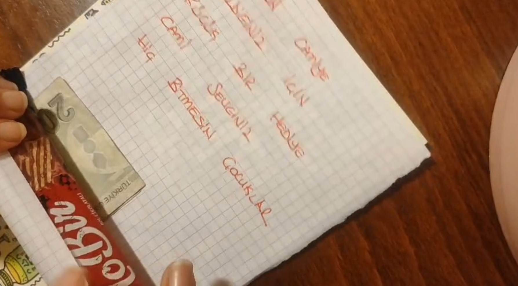 Gediz’in “İyilik Meleği” Nurdan Bülbül’den Kalpleri Isıtan Ramazan Sürprizi