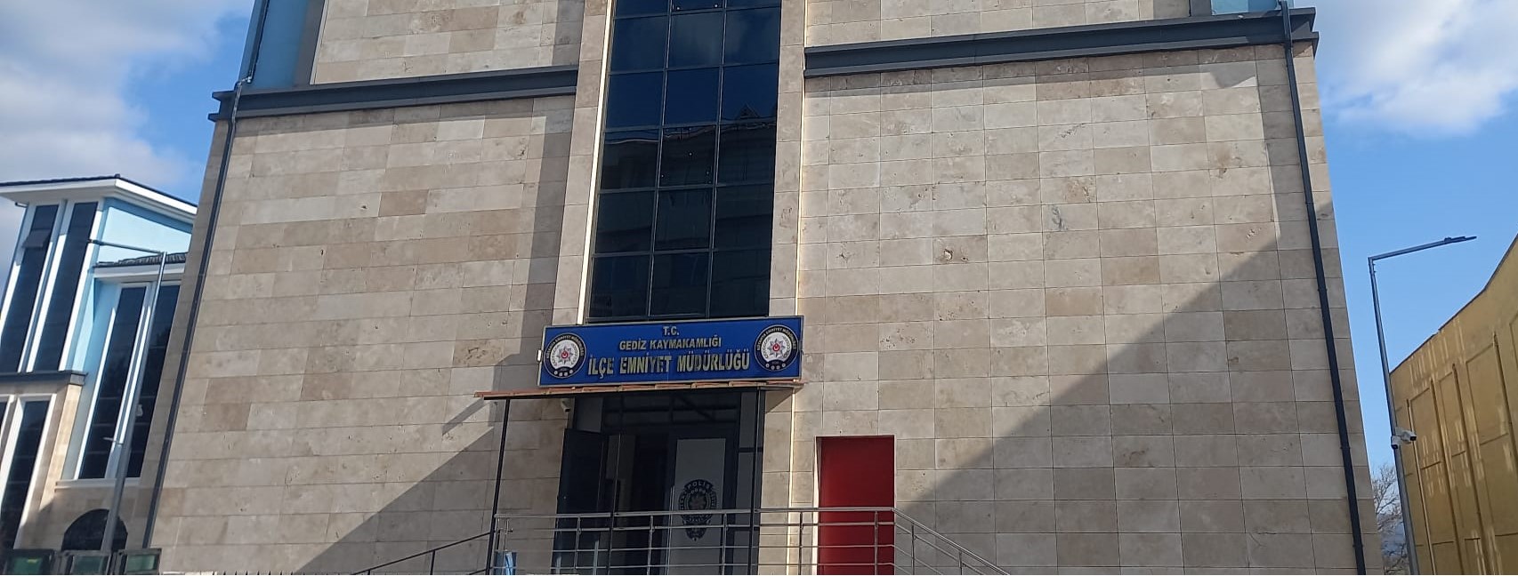 Gediz Emniyeti’nden Hayati Uyarı: “IBAN’ınızı Kiralamayın, Suça Ortak Olmayın!”