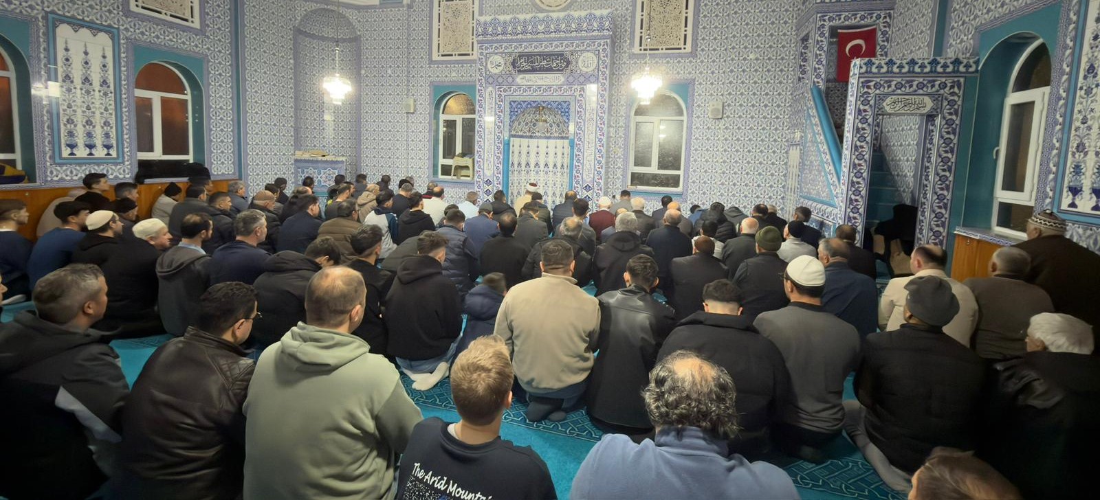 Gediz Pazaryeri’nde Ramazan Coşkusu: Kadir Çırak Camii Cemaatle Dolup Taşıyor