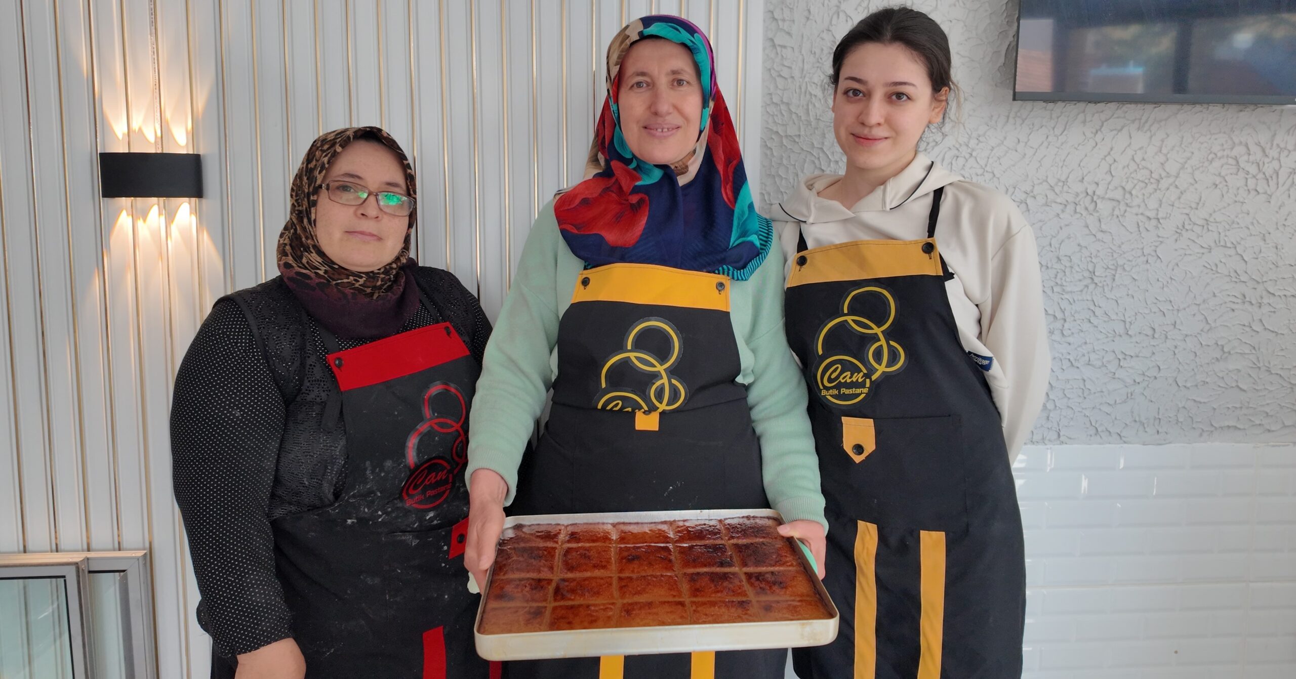 Gediz Höşmerimi Bayram Sofralarını Süslüyor