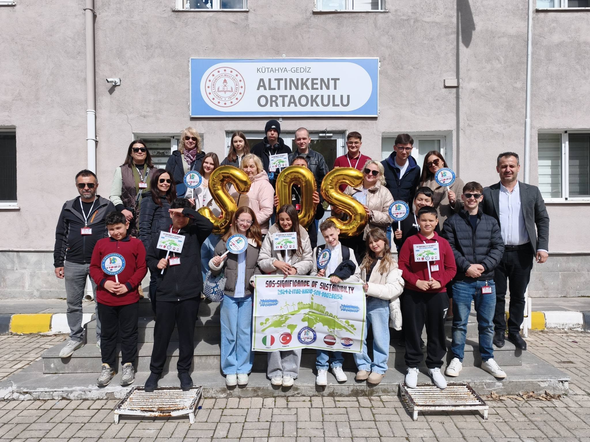 Gediz’de Avrupa Rüzgarı: Altınkent Ortaokulu Erasmus Misafirlerini Ağırlıyor