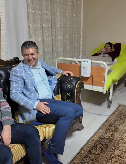 Gediz’de “Gönül İttifakı”: AK Partili Vatandaştan Başkan Akel’e Sosyal Medyada Büyük Övgü