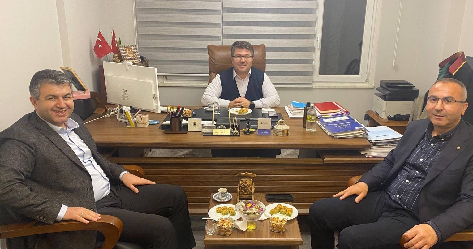 Gediz Ekonomisi İçin İstanbul Çıkarması: Başkan Akel ve Vedat Öztürk Dev Sanayicilerle Buluştu