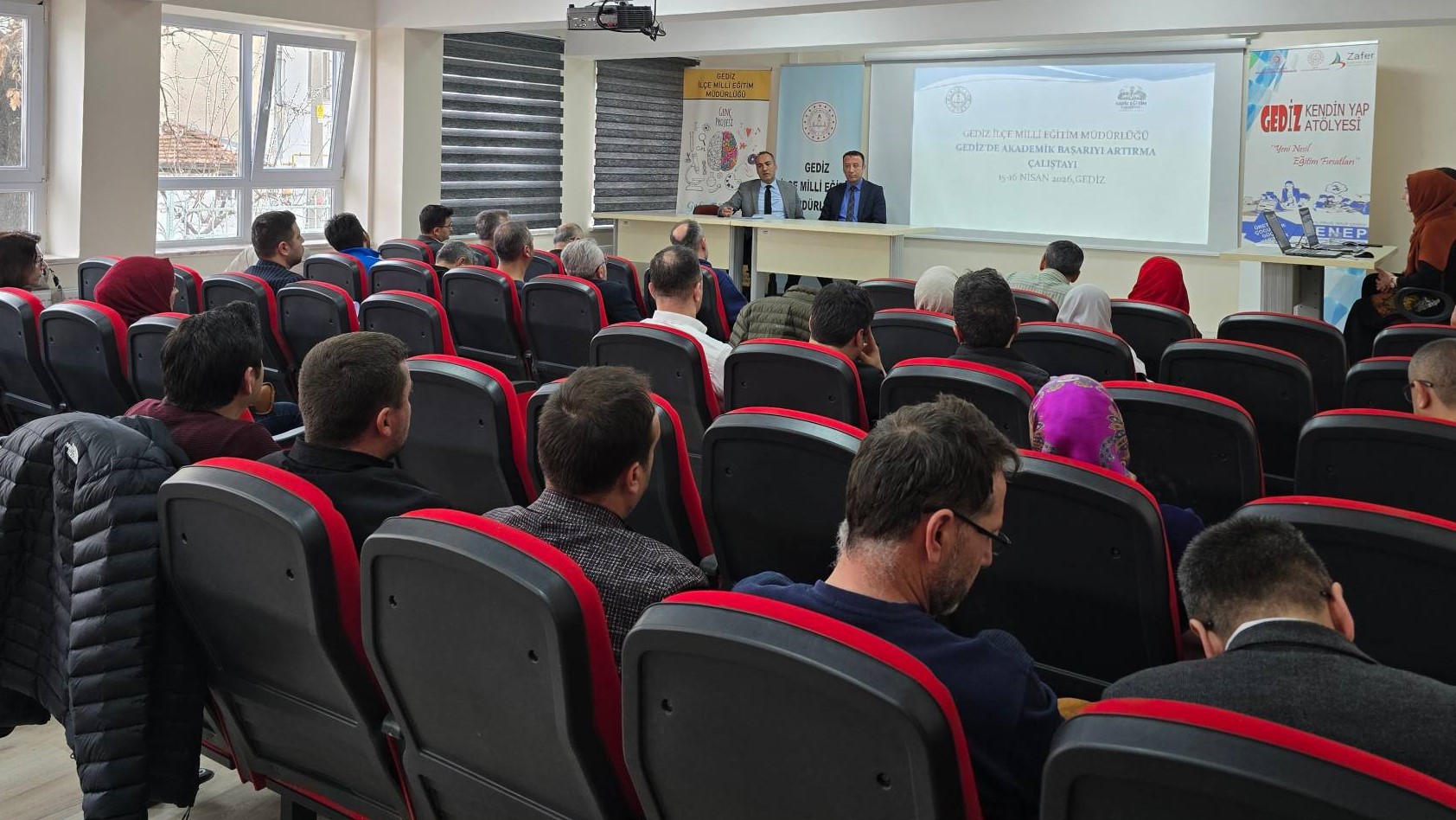 Gediz’de Eğitimde Yeni Vizyon: Maarif Çalıştayı Hazırlıkları Başladı