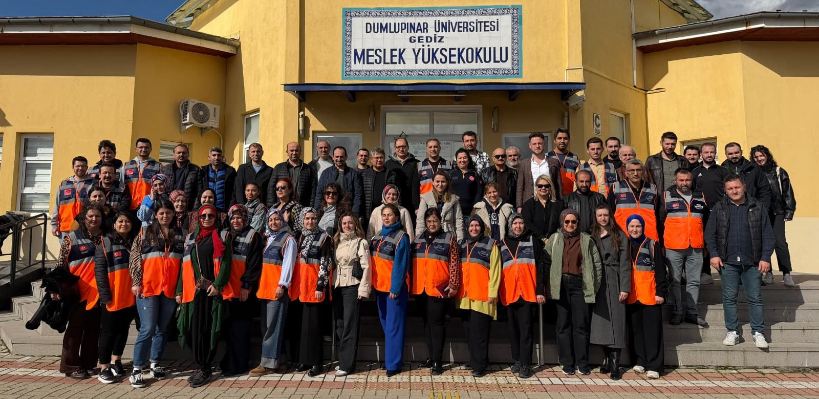 Gediz’de Hayat Kurtaran İş Birliği: Sertifikalı İlk Yardım Eğitimi Tamamlandı