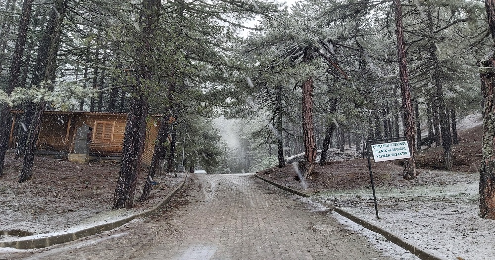 Murat Dağı’nda Mart Sürprizi: Kartpostallık Kar Manzarası