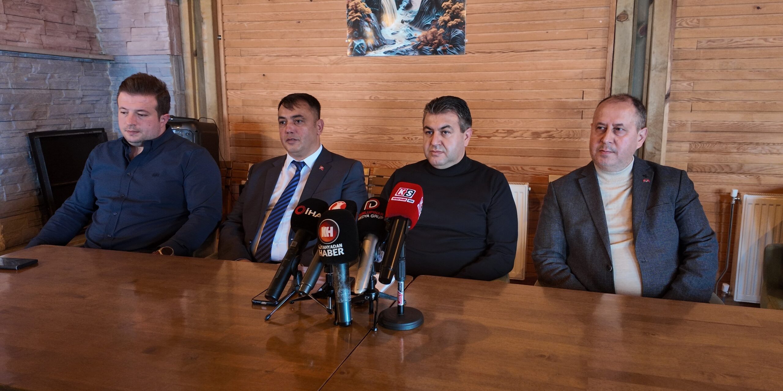 Başkan Akel’den Murat Dağı’nda Gövde Gösterisi: “Gediz’de Taş Üstüne Taş Koyandan Allah Razı Olsun”