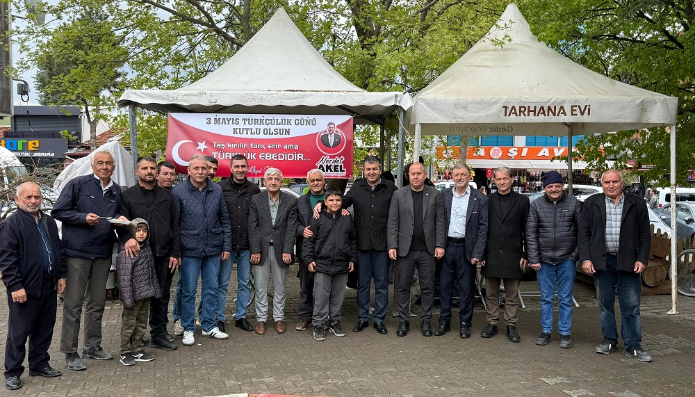 Gediz’de 3 Mayıs Coşkusu: Birlik ve Beraberlik Sofrası Kuruldu