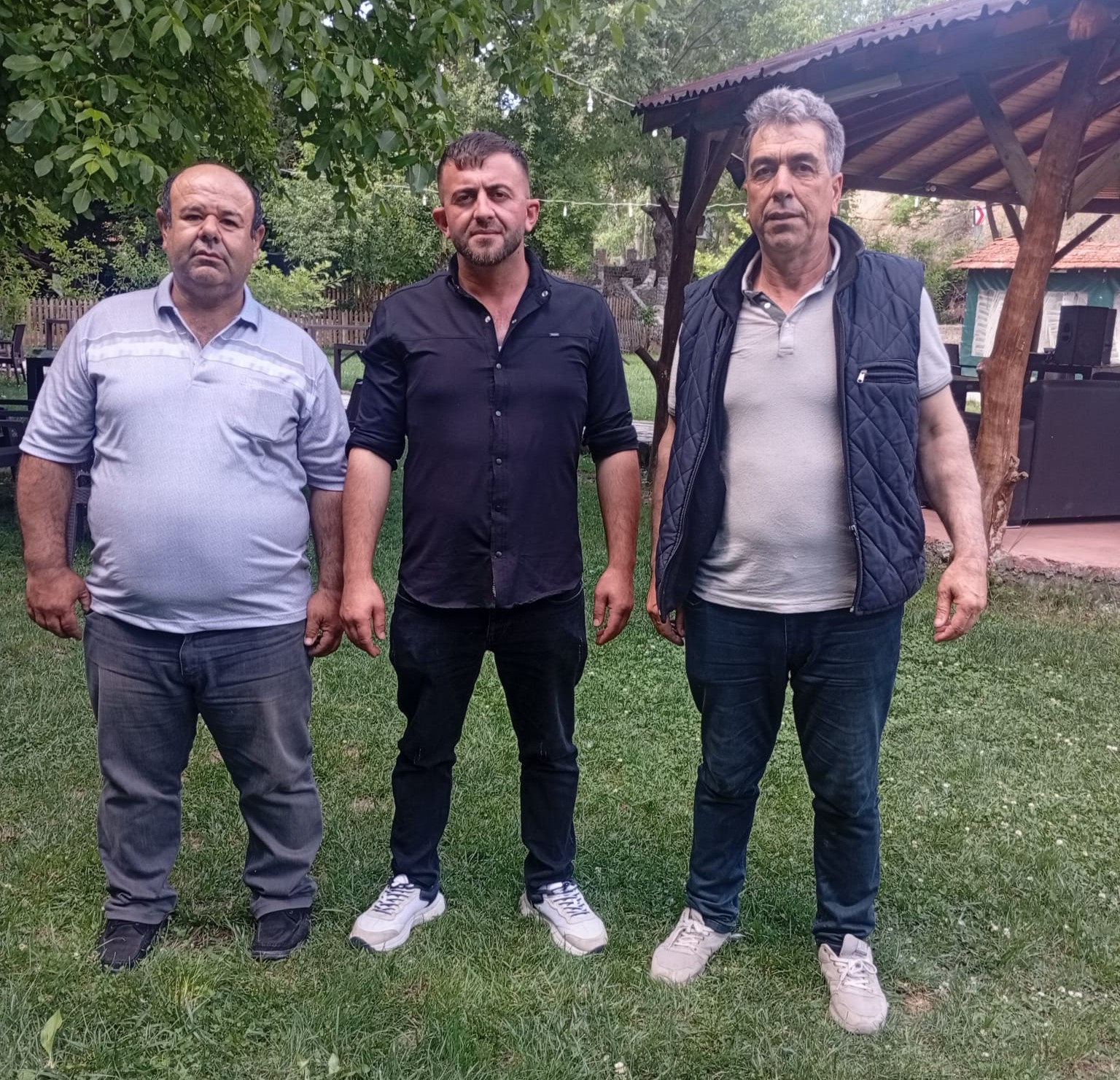 Gediz Uğurluca’da Güven Tazeleme: Erken Seçimde Mehmet Onay Yeniden Başkan Seçildi!