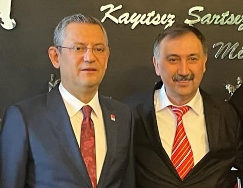 CHP Gediz İlçe Başkanı Erdoğan Dirican’dan Genel Başkan Özgür Özel’e Tam Destek: “Vakti Gelmiş Bir Değişimin Önünde Kimse Duramaz”
