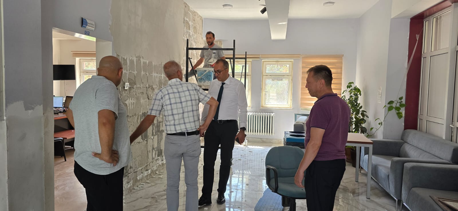 GEDİZ’DE OKULLAR YENİ EĞİTİM-ÖĞRETİM YILINA HAZIRLANIYOR